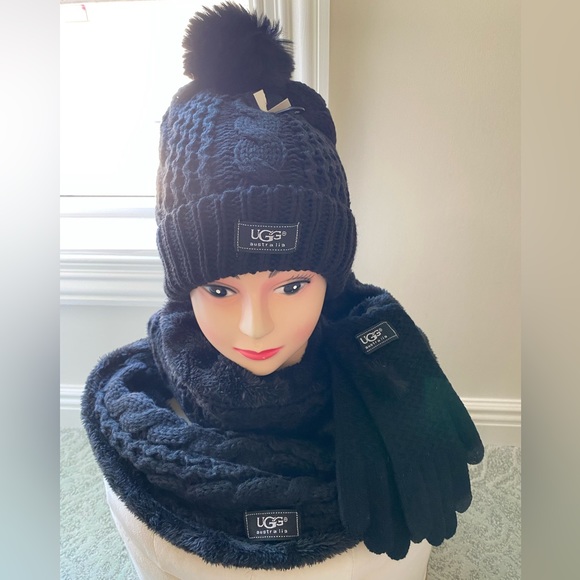 UGG Accessories - UGG Black Hat, Infinity Scarf & Glove Set